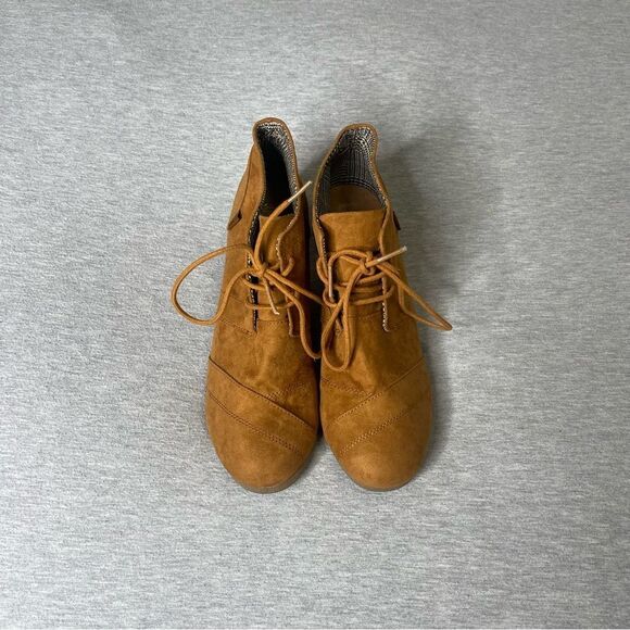 Route 66 Women’s Suede Wedge Booties Ankle Boots - Picture 2 of 10